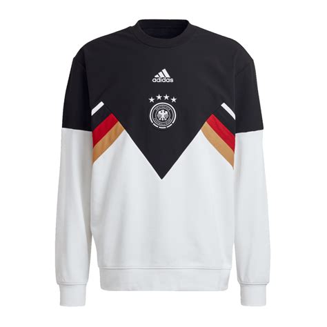 adidas outfit fussball schwarz weiß|nationalmannschaft adidas.